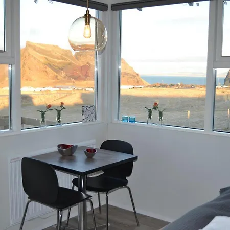 Ofanleiti Cottages Vestmannaeyjar Exterior photo